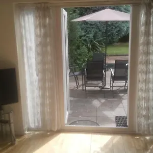 Homestay Studio Annex With Private Entrance In And Christchurch Area
